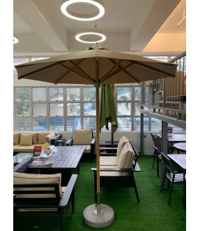 Deluxe center pole patio umbrella set