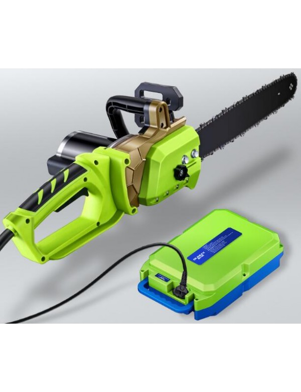 Battery-operated Chainsaw